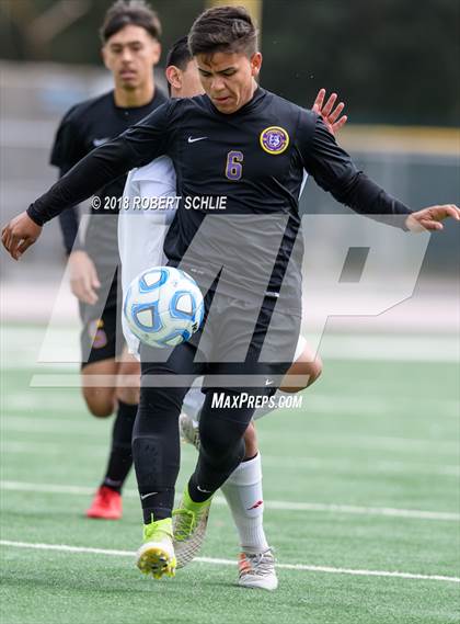Thumbnail 3 in Livingston vs. Galt (CIF SJS D4 Final) photogallery.