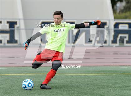 Thumbnail 3 in Livingston vs. Galt (CIF SJS D4 Final) photogallery.
