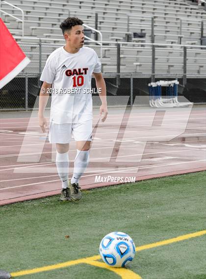 Thumbnail 1 in Livingston vs. Galt (CIF SJS D4 Final) photogallery.