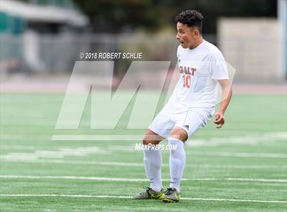 Thumbnail 2 in Livingston vs. Galt (CIF SJS D4 Final) photogallery.