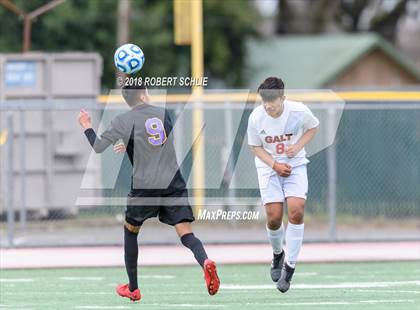 Thumbnail 3 in Livingston vs. Galt (CIF SJS D4 Final) photogallery.