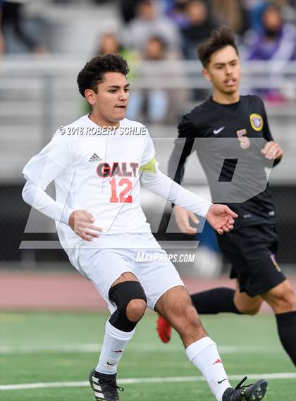 Thumbnail 3 in Livingston vs. Galt (CIF SJS D4 Final) photogallery.