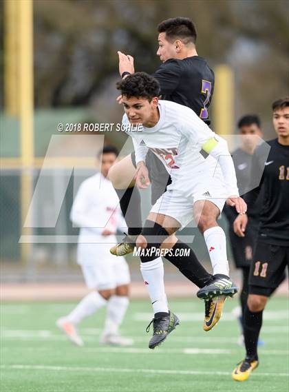 Thumbnail 2 in Livingston vs. Galt (CIF SJS D4 Final) photogallery.