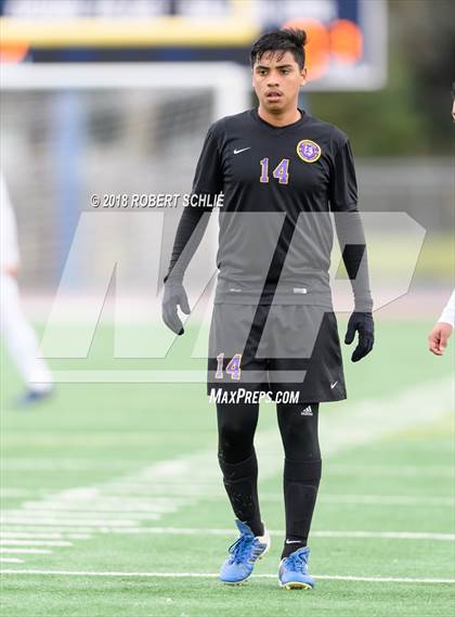 Thumbnail 2 in Livingston vs. Galt (CIF SJS D4 Final) photogallery.