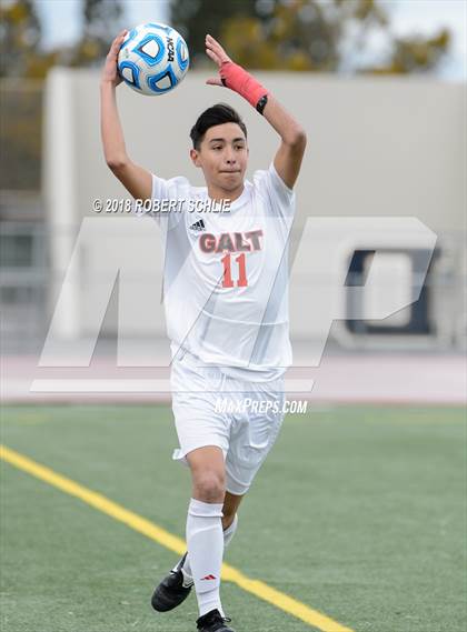 Thumbnail 1 in Livingston vs. Galt (CIF SJS D4 Final) photogallery.