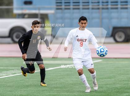 Thumbnail 1 in Livingston vs. Galt (CIF SJS D4 Final) photogallery.