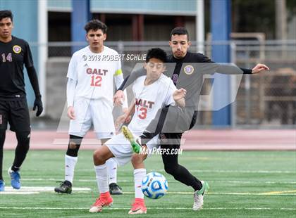 Thumbnail 3 in Livingston vs. Galt (CIF SJS D4 Final) photogallery.