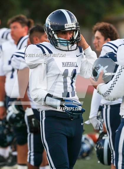 Thumbnail 3 in Marshall vs. View Park photogallery.