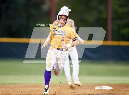 Thumbnail 3 in Lake Braddock @ West Springfield photogallery.