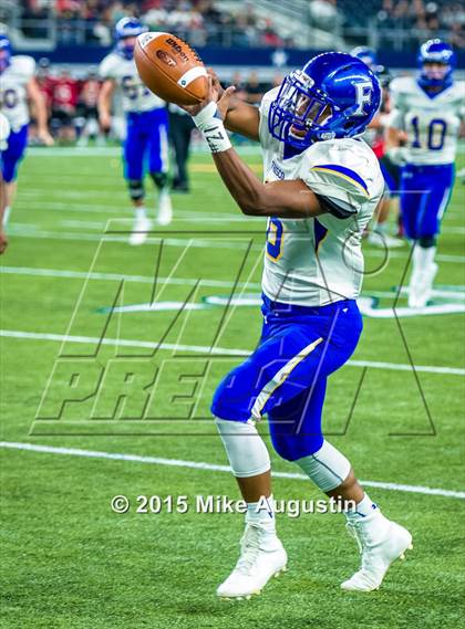 Thumbnail 1 in Frisco vs. Lovejoy photogallery.