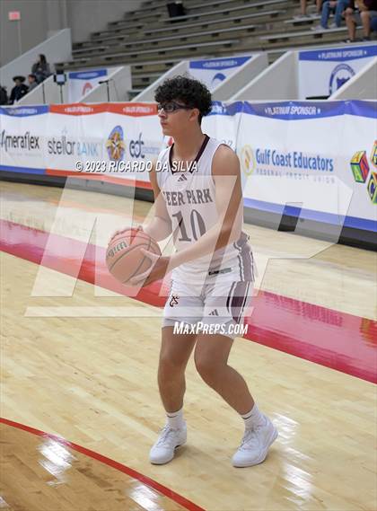 Thumbnail 1 in Clear Brook vs Deer Park (McDonald's Texas Invitational) photogallery.
