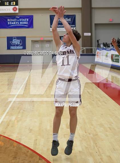 Thumbnail 1 in Clear Brook vs Deer Park (McDonald's Texas Invitational) photogallery.
