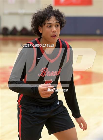 Thumbnail 1 in Clear Brook vs Deer Park (McDonald's Texas Invitational) photogallery.