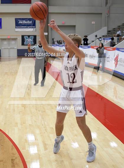 Thumbnail 2 in Clear Brook vs Deer Park (McDonald's Texas Invitational) photogallery.
