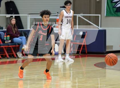 Thumbnail 2 in Clear Brook vs Deer Park (McDonald's Texas Invitational) photogallery.