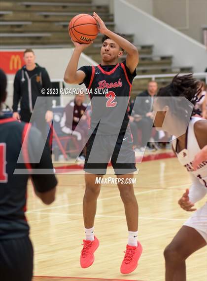 Thumbnail 3 in Clear Brook vs Deer Park (McDonald's Texas Invitational) photogallery.