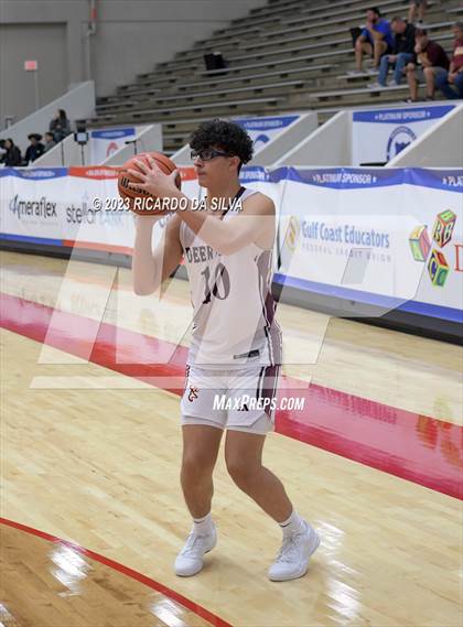 Thumbnail 1 in Clear Brook vs Deer Park (McDonald's Texas Invitational) photogallery.
