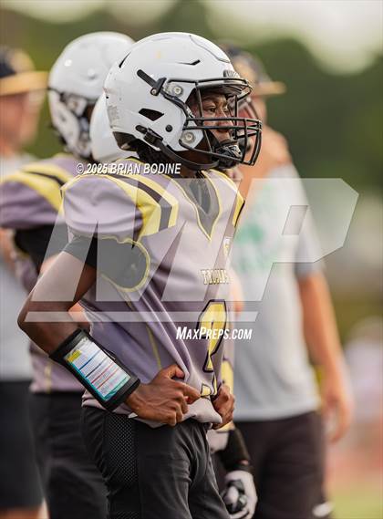 Thumbnail 2 in St. James vs Green Sea Floyds (CNB 2025 Kickoff Classic) photogallery.