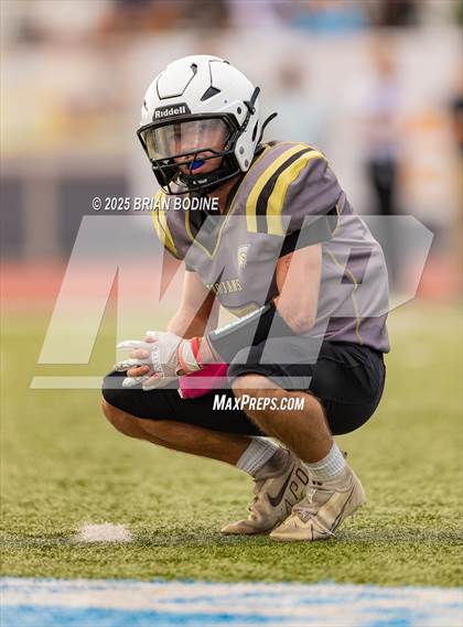 Thumbnail 1 in St. James vs Green Sea Floyds (CNB 2025 Kickoff Classic) photogallery.