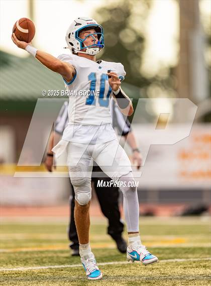 Thumbnail 1 in St. James vs Green Sea Floyds (CNB 2025 Kickoff Classic) photogallery.