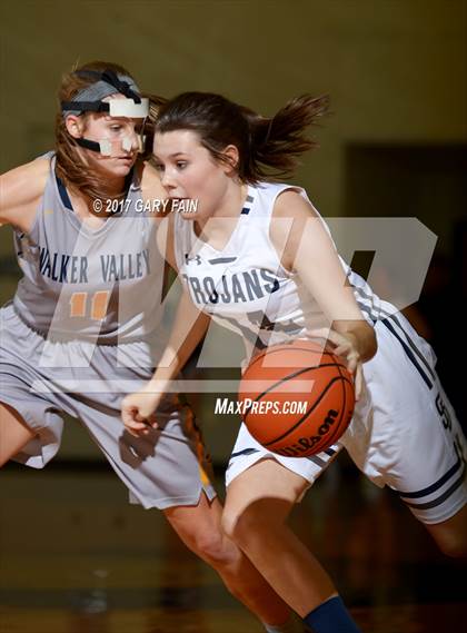 Thumbnail 1 in Walker Valley @ Soddy Daisy photogallery.