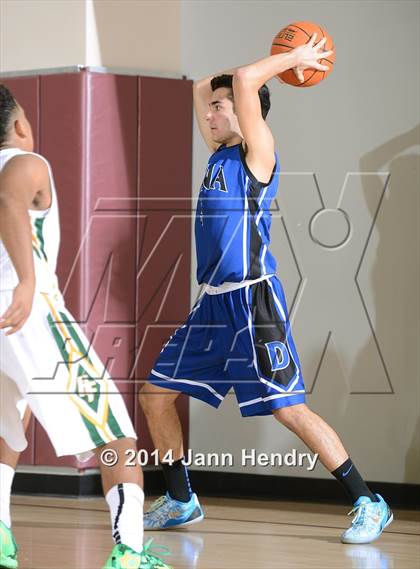 Thumbnail 2 in Dana Hills vs Foss (MaxPreps Holiday Classic) photogallery.