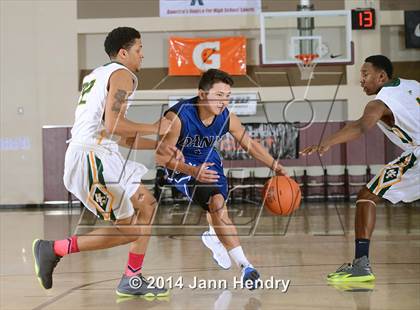 Thumbnail 1 in Dana Hills vs Foss (MaxPreps Holiday Classic) photogallery.