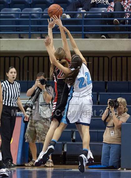 Thumbnail 1 in Canyon Crest Academy vs Our Lady of Peace (CIF SDS D3 Final) photogallery.