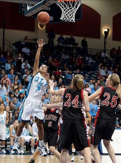 Thumbnail 2 in Canyon Crest Academy vs Our Lady of Peace (CIF SDS D3 Final) photogallery.