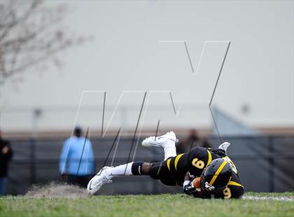 Thumbnail 1 in Christian Brothers @ Hazelwood Central (MSHSAA Quarterfinal Playoff) photogallery.