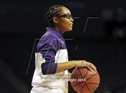 Thumbnail 2 in Francis Lewis vs South Shore  (PSAL Class AA Final) photogallery.