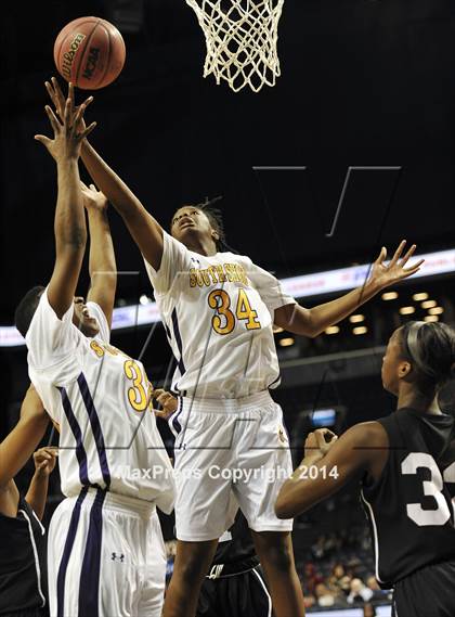 Thumbnail 2 in Francis Lewis vs South Shore  (PSAL Class AA Final) photogallery.