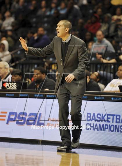 Thumbnail 3 in Francis Lewis vs South Shore  (PSAL Class AA Final) photogallery.