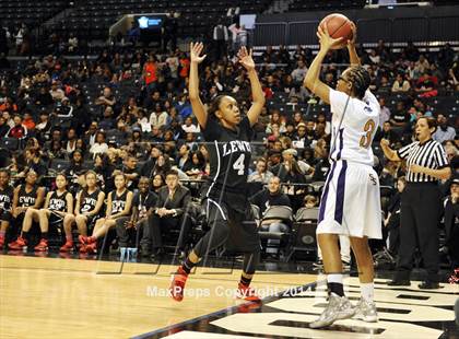 Thumbnail 3 in Francis Lewis vs South Shore  (PSAL Class AA Final) photogallery.