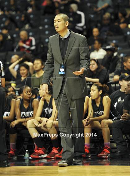 Thumbnail 1 in Francis Lewis vs South Shore  (PSAL Class AA Final) photogallery.