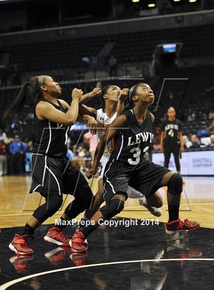Thumbnail 2 in Francis Lewis vs South Shore  (PSAL Class AA Final) photogallery.
