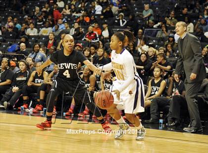 Thumbnail 1 in Francis Lewis vs South Shore  (PSAL Class AA Final) photogallery.