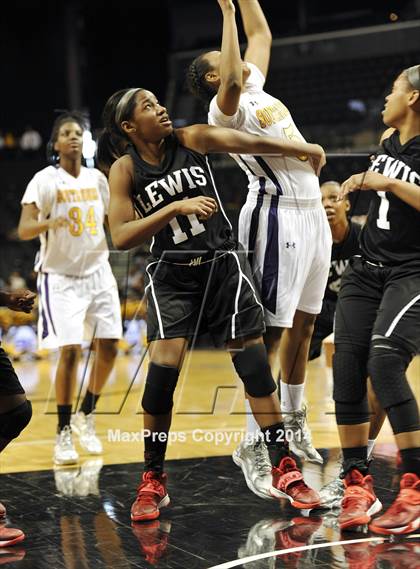 Thumbnail 2 in Francis Lewis vs South Shore  (PSAL Class AA Final) photogallery.