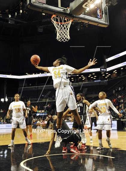 Thumbnail 1 in Francis Lewis vs South Shore  (PSAL Class AA Final) photogallery.