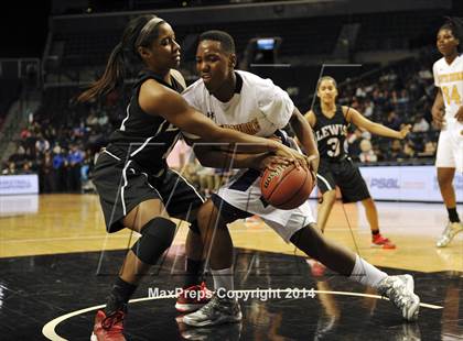 Thumbnail 3 in Francis Lewis vs South Shore  (PSAL Class AA Final) photogallery.