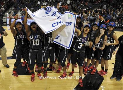 Thumbnail 1 in Francis Lewis vs South Shore  (PSAL Class AA Final) photogallery.