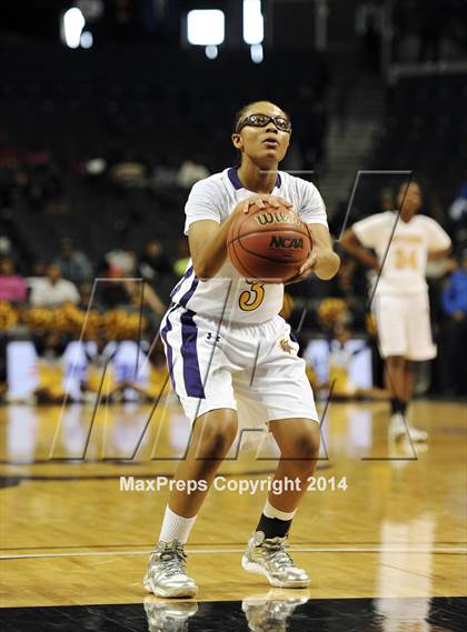 Thumbnail 1 in Francis Lewis vs South Shore  (PSAL Class AA Final) photogallery.