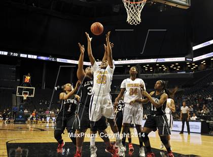 Thumbnail 3 in Francis Lewis vs South Shore  (PSAL Class AA Final) photogallery.