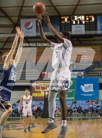 Thumbnail 2 in Glacier Peak vs. Skyview (WIAA 4A 1st Round Playoff) photogallery.