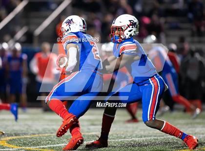 Thumbnail 1 in DeMatha vs. Our Lady of Good Counsel photogallery.