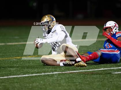 Thumbnail 3 in DeMatha vs. Our Lady of Good Counsel photogallery.