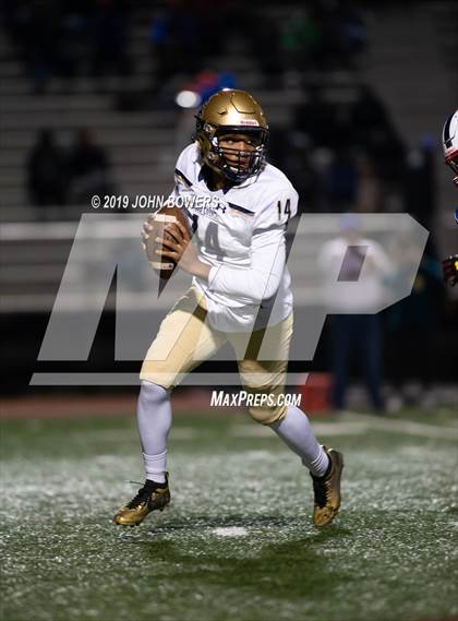 Thumbnail 1 in DeMatha vs. Our Lady of Good Counsel photogallery.