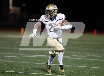 Thumbnail 2 in DeMatha vs. Our Lady of Good Counsel photogallery.