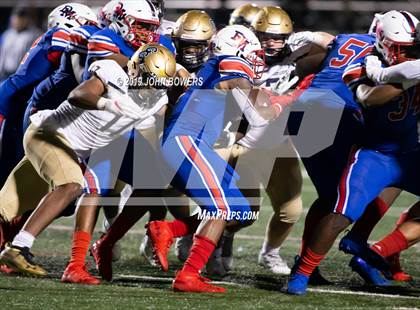 Thumbnail 3 in DeMatha vs. Our Lady of Good Counsel photogallery.
