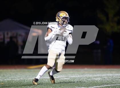 Thumbnail 3 in DeMatha vs. Our Lady of Good Counsel photogallery.